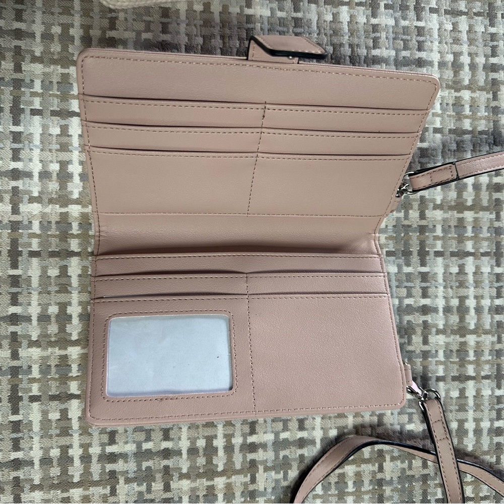 Steve Madden Cream Knit Beanie and Pink Crossbody Bag - Picture 6 of 9